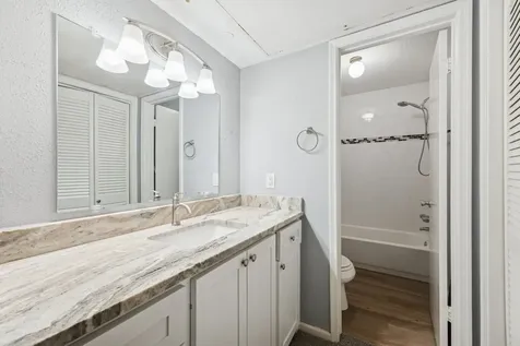 5005 Georgi Lane 49 Houston TX 77092