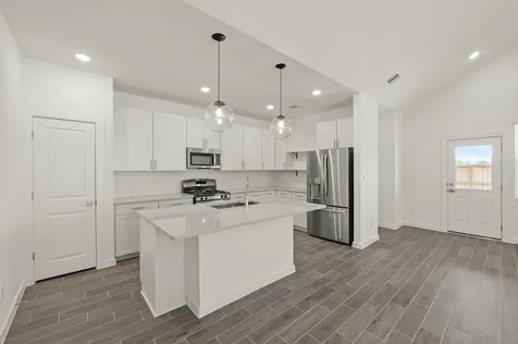 7807 Jasper Meadows Way Angleton TX 77515