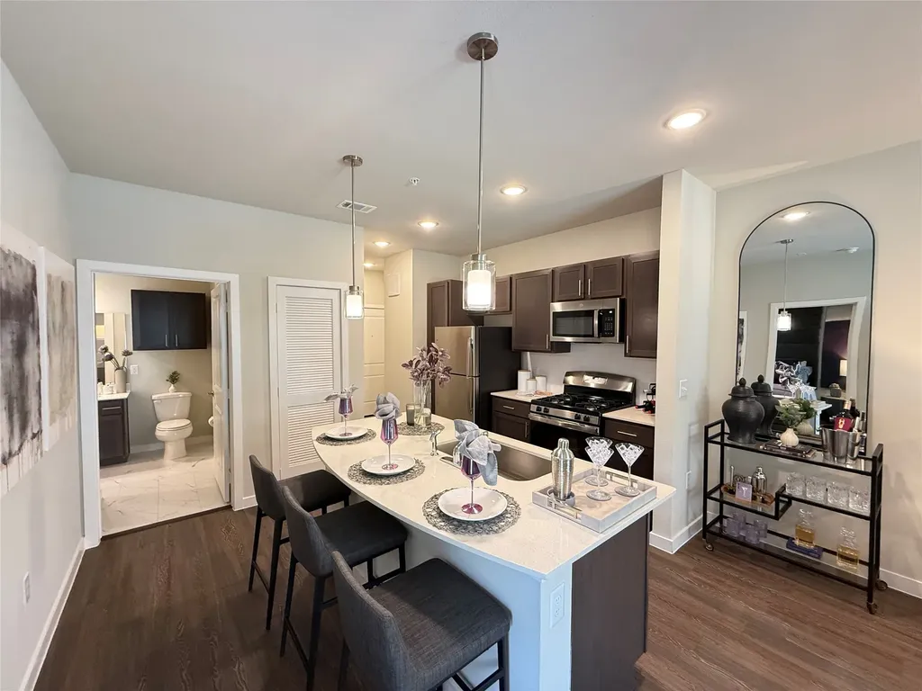 2102 Antoine Drive P8.4314 Houston TX 77055