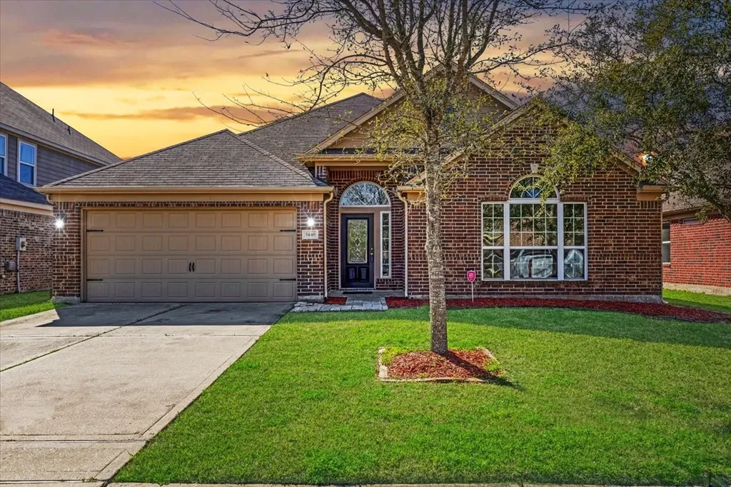 5446 Seabird Street Baytown TX 77521