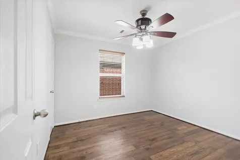 5446 Seabird Street Baytown TX 77521