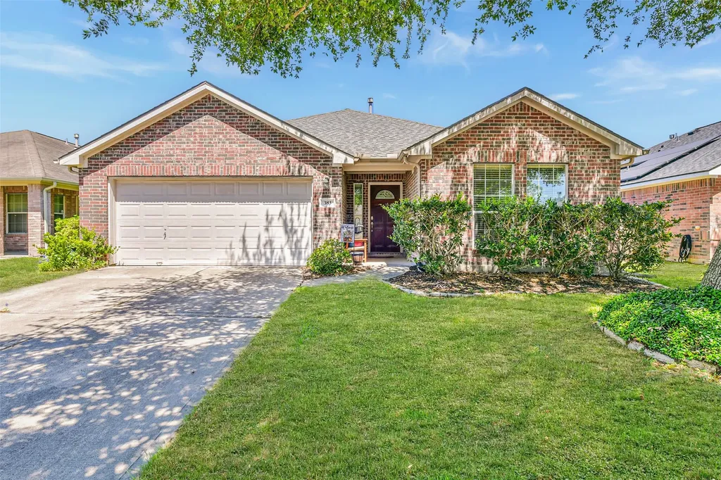 383 Ward Lane Alvin TX 77511