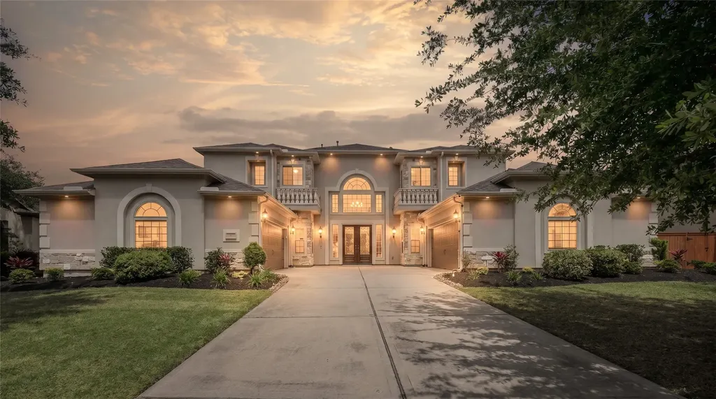 10611 N Sunrise Shores Lane Cypress TX 77433