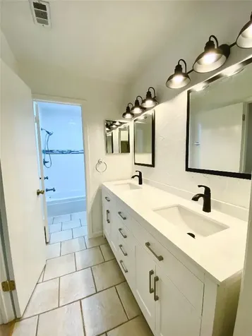 15 Tremont Woods Court The Woodlands TX 77381