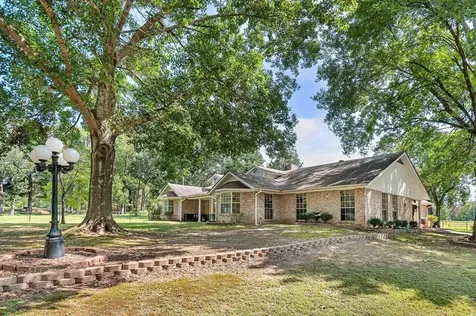 249 Cr 350 Broaddus TX 75929