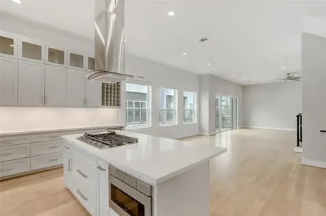 1716 Rosewood Street C Houston TX 77004