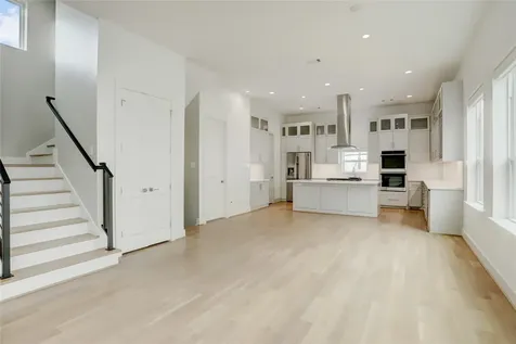1716 Rosewood Street C Houston TX 77004