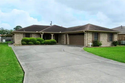 2705 15th Street Port Neches TX 77651