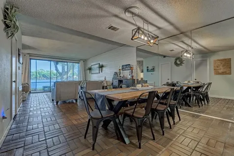 1428 Bowsprit Point Willis TX 77318