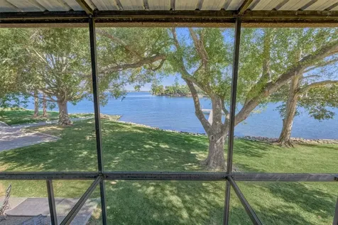 1428 Bowsprit Point Willis TX 77318