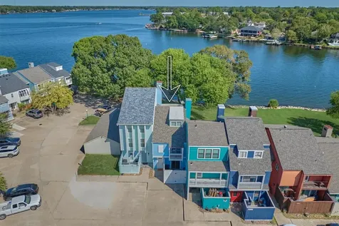 1428 Bowsprit Point Willis TX 77318