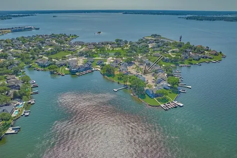 1428 Bowsprit Point Willis TX 77318