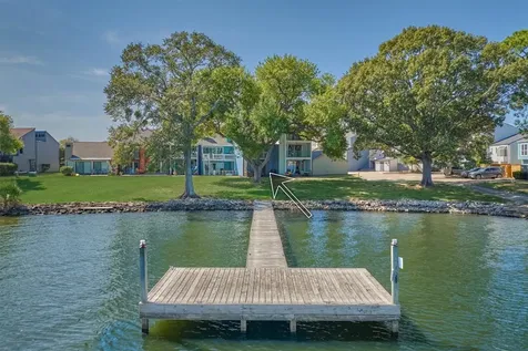 1428 Bowsprit Point Willis TX 77318