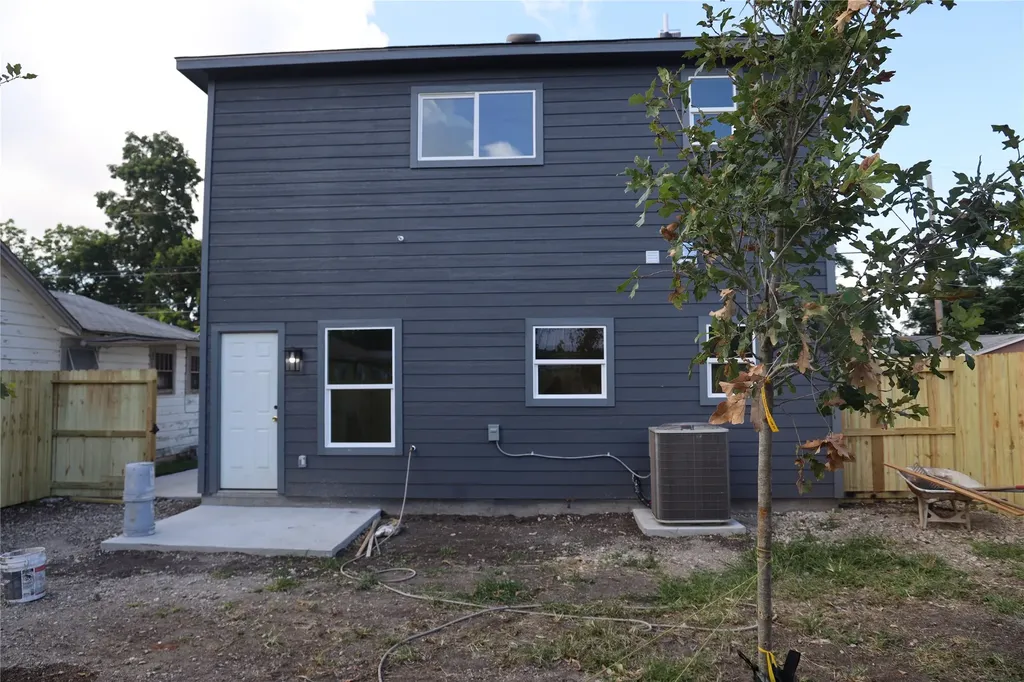 1931 Nolan St Street San Antonio TX 78202