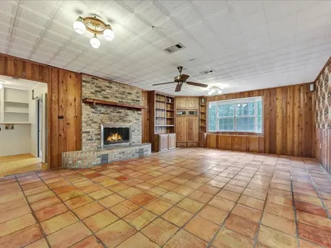 235 County Barn Road Lufkin TX 75904