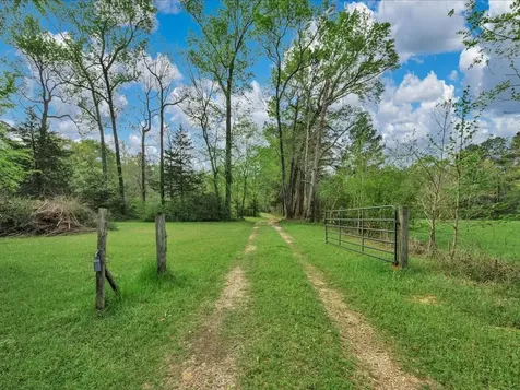 235 County Barn Road Lufkin TX 75904