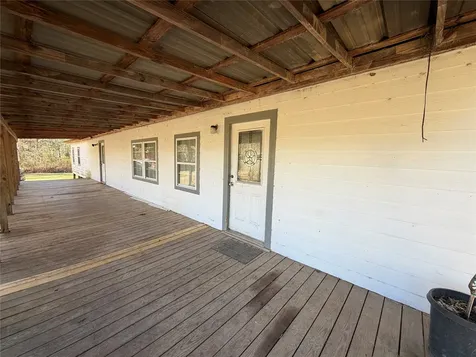 397 County Road 2117 Cleveland TX 77327