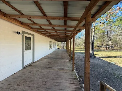 397 County Road 2117 Cleveland TX 77327