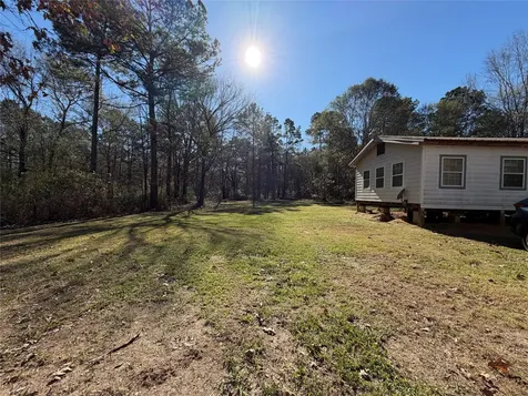 397 County Road 2117 Cleveland TX 77327