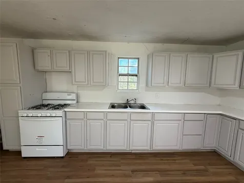 397 County Road 2117 Cleveland TX 77327