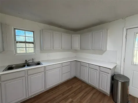 397 County Road 2117 Cleveland TX 77327