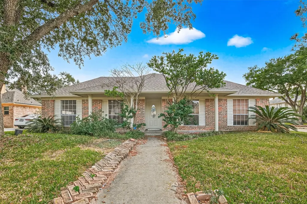 13335 Trompilla Lane Houston TX 77083