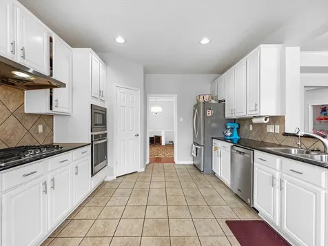 2507 Stonebury Lane Sugar Land TX 77479