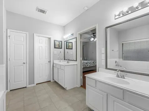 2507 Stonebury Lane Sugar Land TX 77479