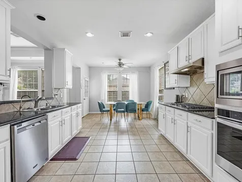 2507 Stonebury Lane Sugar Land TX 77479