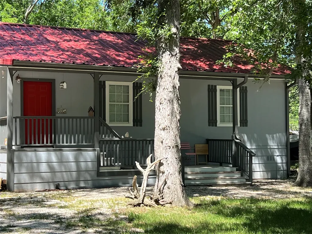 4901 County Road 216 Hungerford TX 77435