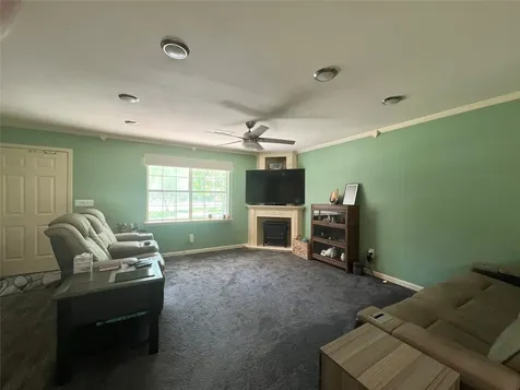4901 County Road 216 Hungerford TX 77435