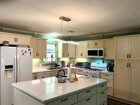 4901 County Road 216 Hungerford TX 77435