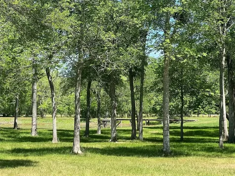 4901 County Road 216 Hungerford TX 77435