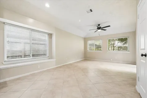 723 Lochnell Drive Houston TX 77062