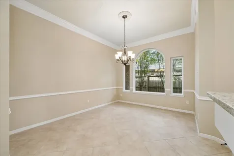 723 Lochnell Drive Houston TX 77062