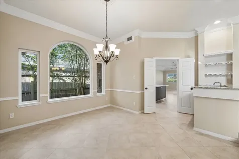 723 Lochnell Drive Houston TX 77062