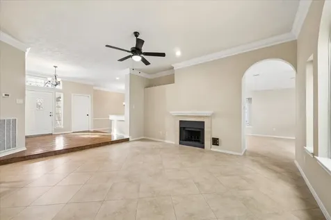 723 Lochnell Drive Houston TX 77062