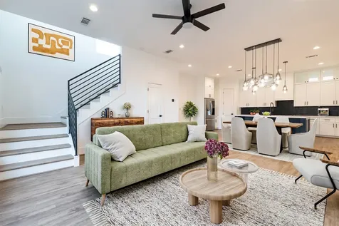 1206 Hamblen Street Houston TX 77009