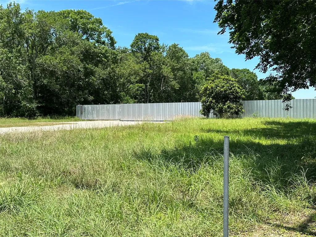 628 Highway 3 S League City TX 77573