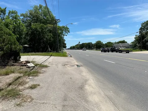 628 Highway 3 S League City TX 77573