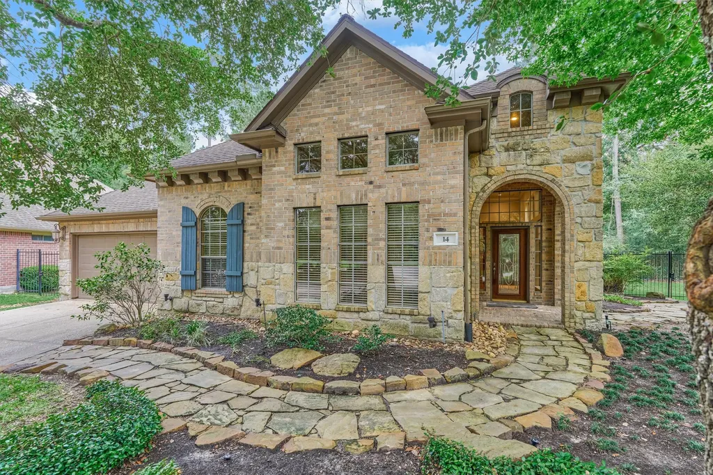 14 Mystic Pines Court The Woodlands TX 77382