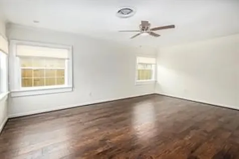 9 Manor Way Galveston TX 77550