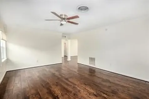 9 Manor Way Galveston TX 77550