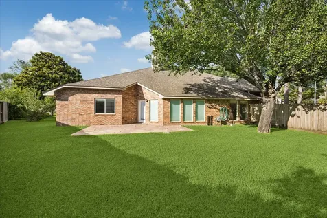 206 Jaimes Court Houston TX 77094