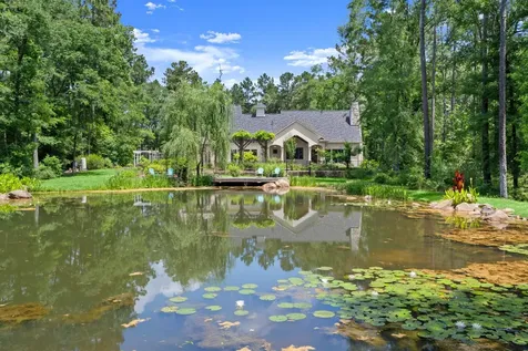 129 Stagecoach Circle Huntsville TX 77340