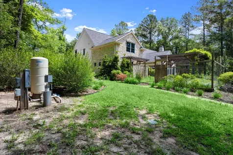129 Stagecoach Circle Huntsville TX 77340