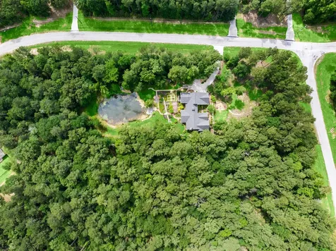 129 Stagecoach Circle Huntsville TX 77340