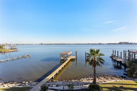 7123 Broadway Street Galveston TX 77554