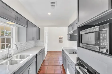13911 Piping Rock Lane Houston TX 77077