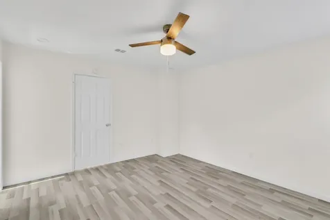 13911 Piping Rock Lane Houston TX 77077